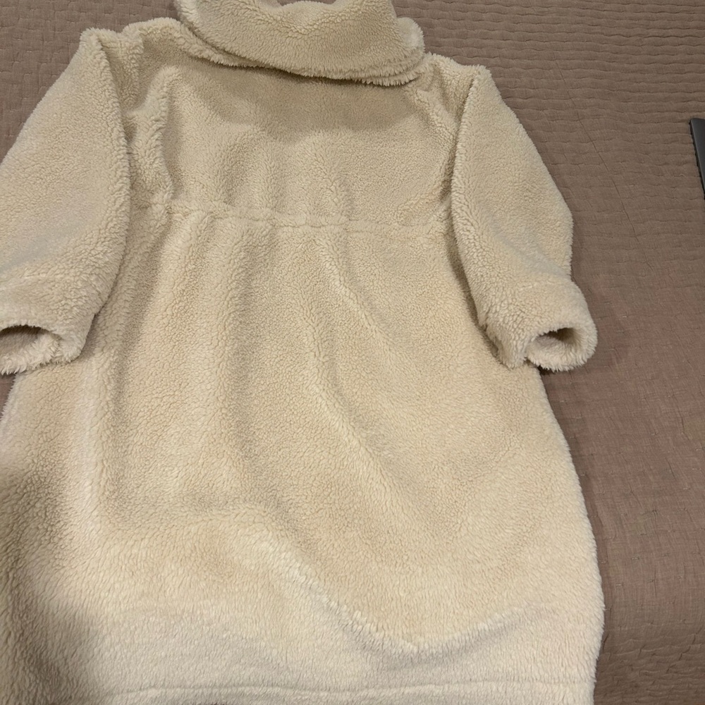 Varley Logan Cream Sherpa Coat - Picture 14 of 14